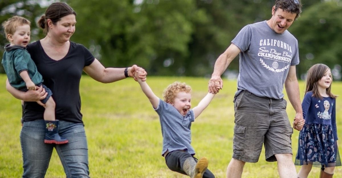 farm-family-generations